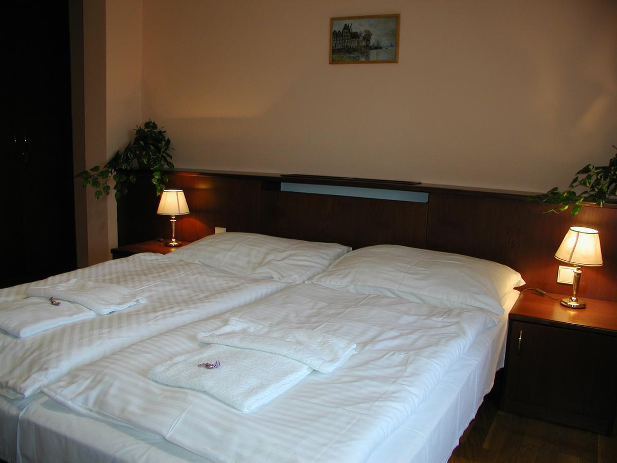Hotel Zámek Havířov Exterior foto